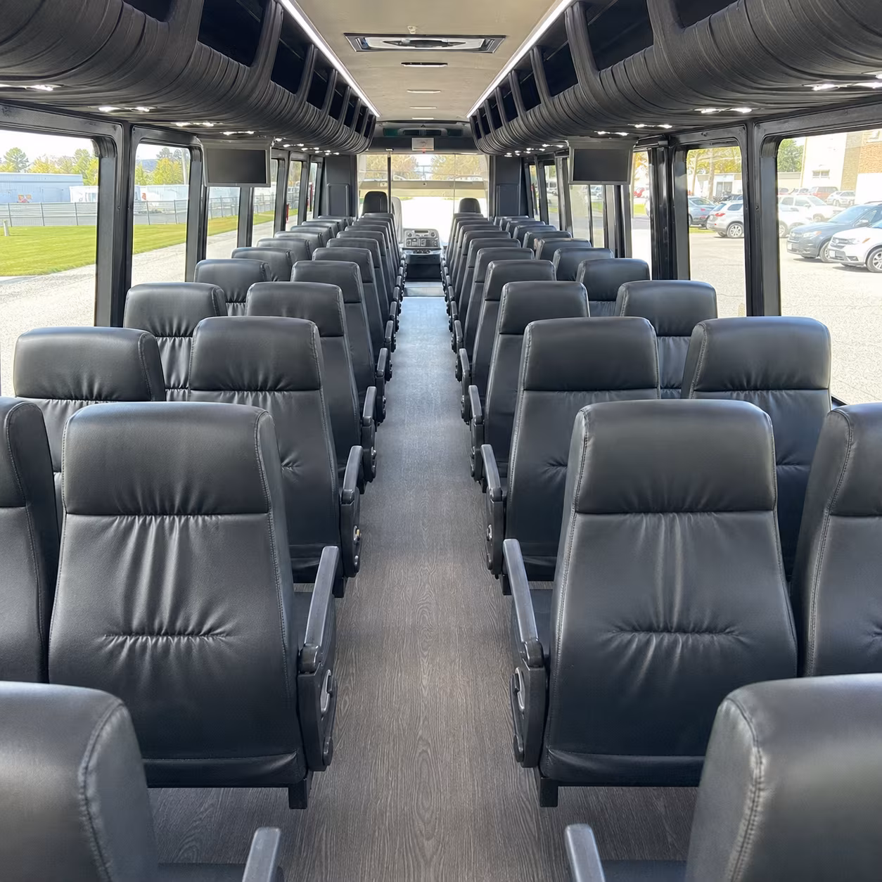 minibuses for small groups heading to bay area club shows